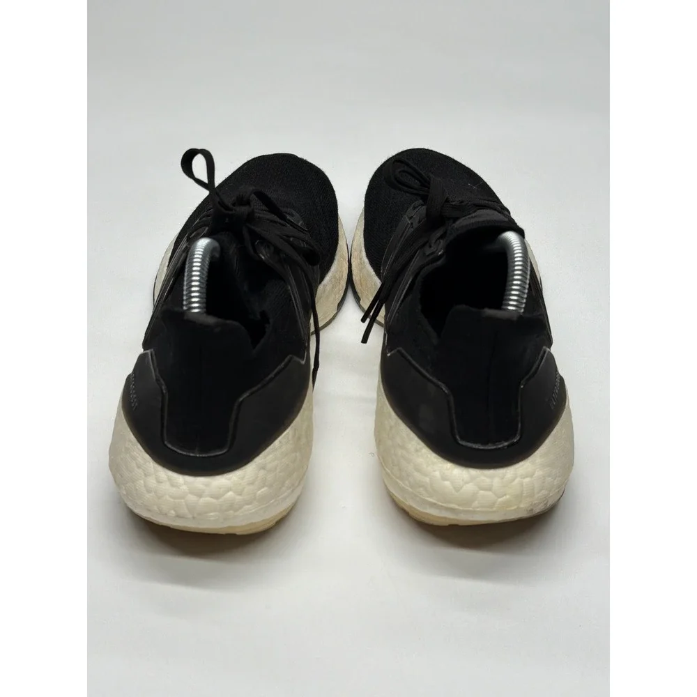 Adidas Ultraboost 22 Black Running Shoes‎ Men's Size 8